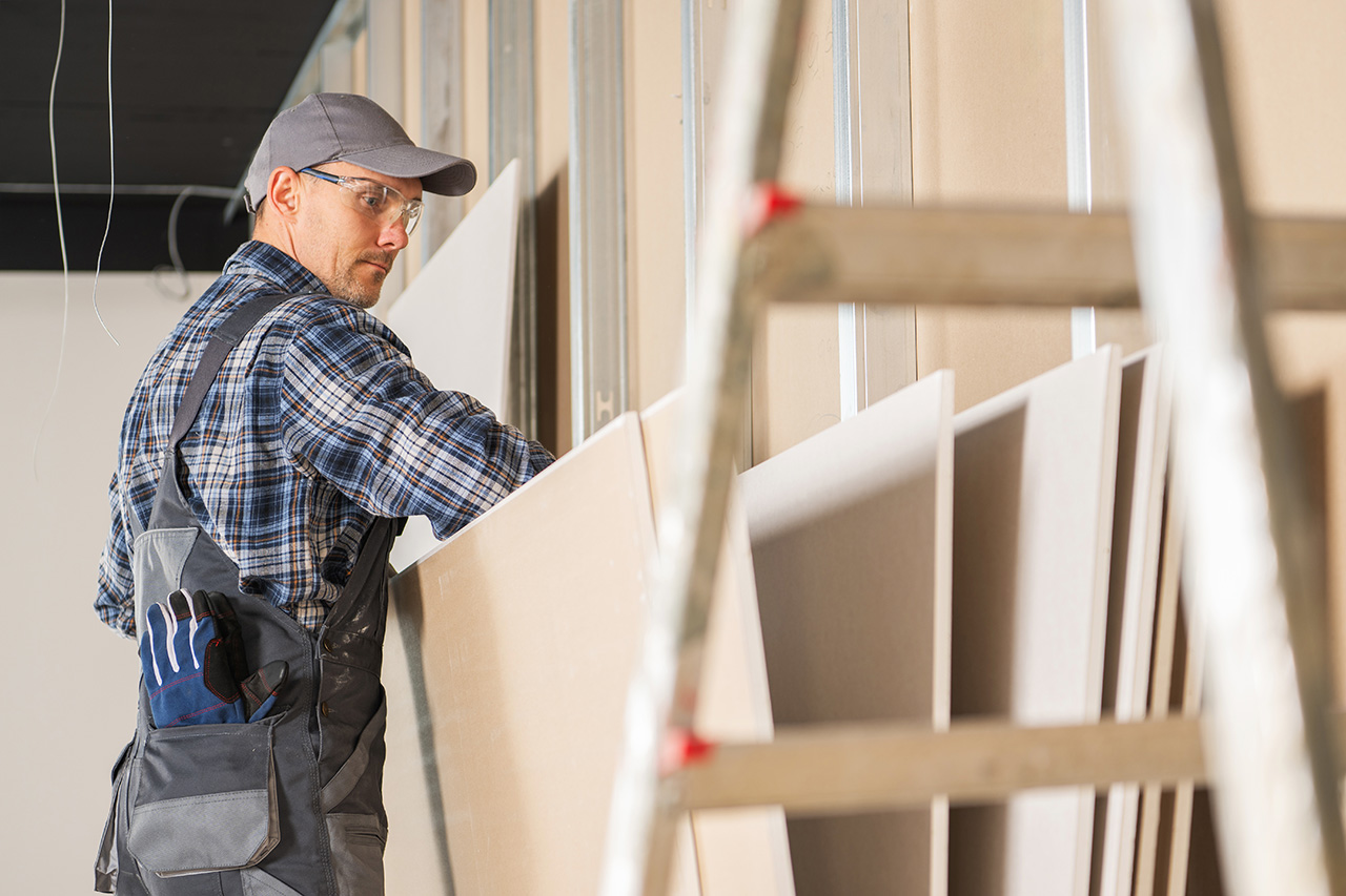 Sheetrock installation - precise panel alignment